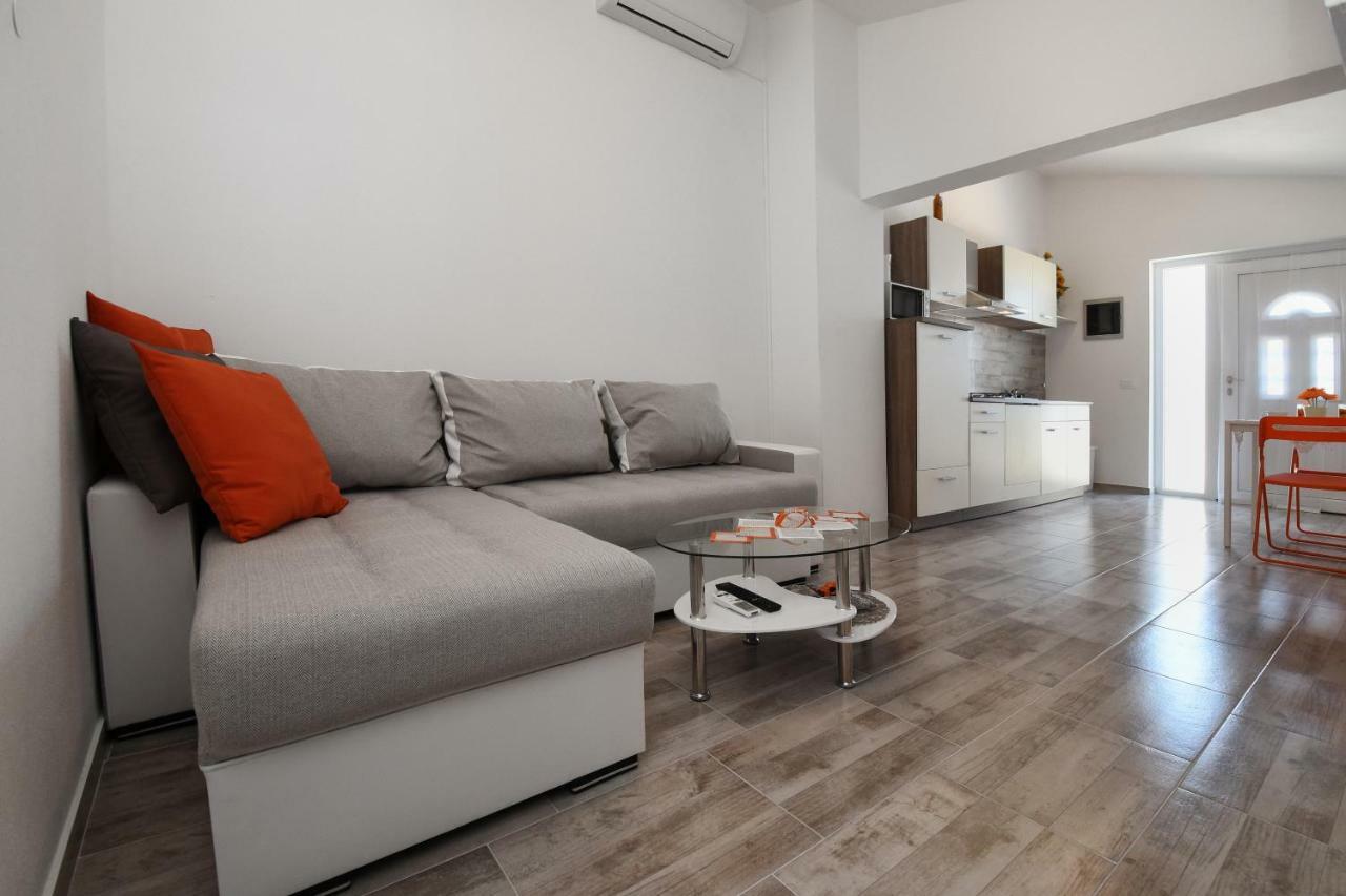 Apartment Sunset Porec Exterior photo